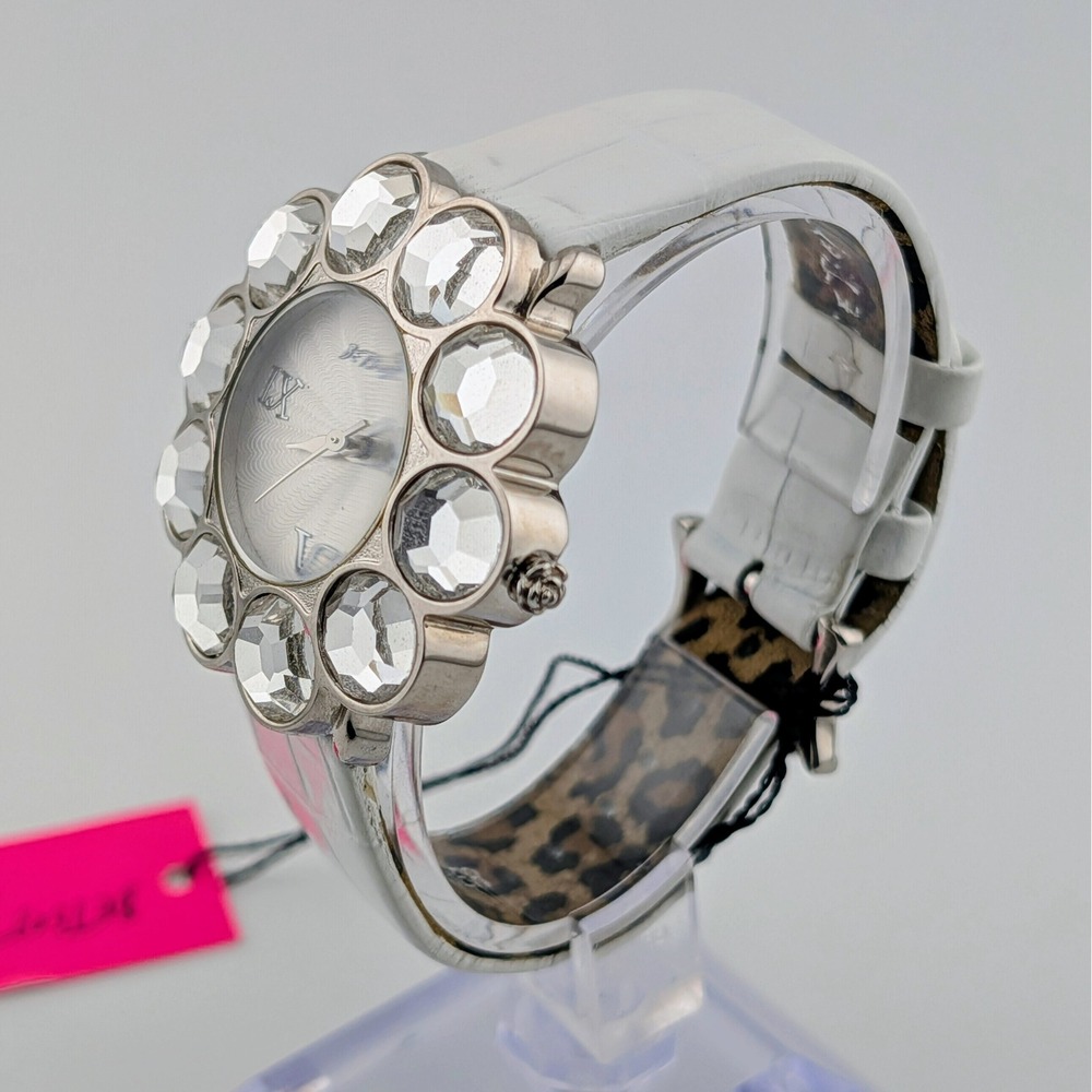 Betsey Johnson BJ2056 NWT Rhinestone Flower Statement Women's Watch 41mm - Picture 5 of 12